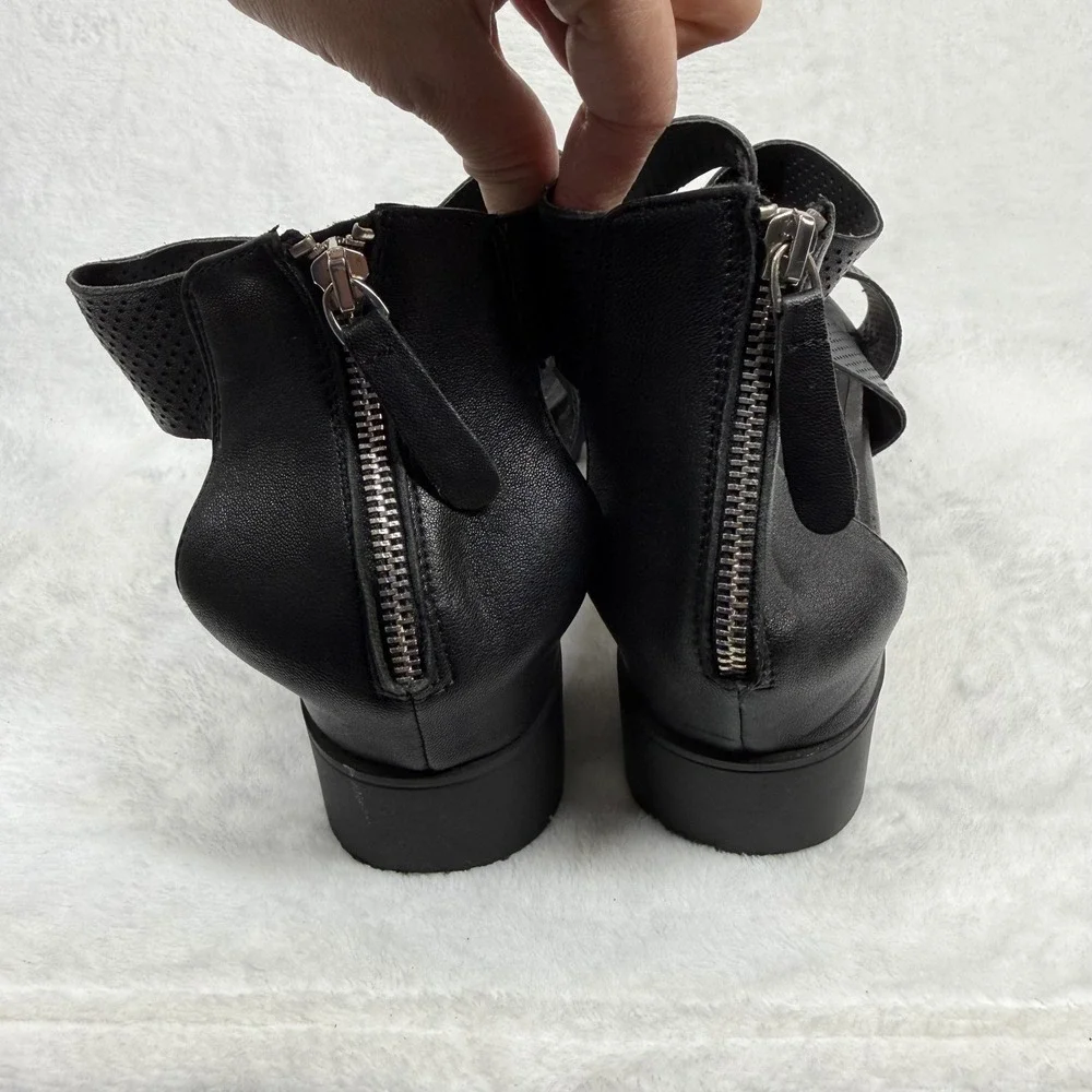 Steven by Steve Madden Kari Black Leather Perforated Platform Sandals Womens 11M
